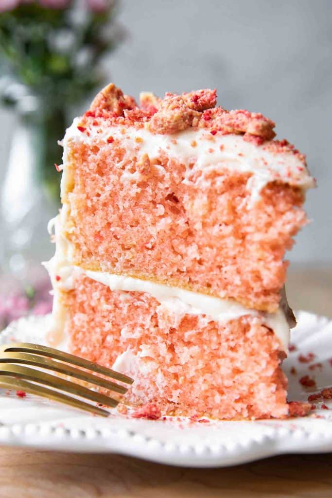 Close up of strawberry crunch cake recipe.