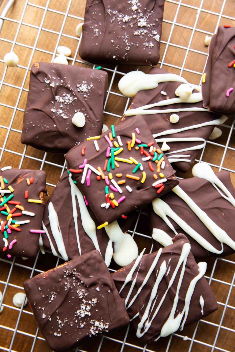 ChocolateCovered Graham Crackers Desserts & Drinks
