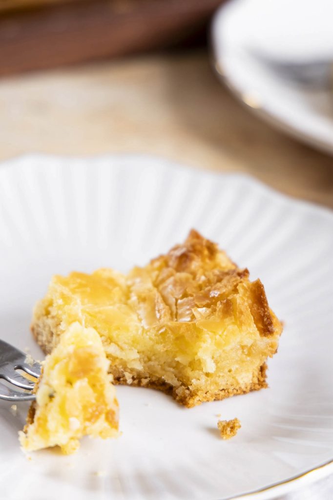 Gooey butter cake on a plate.
